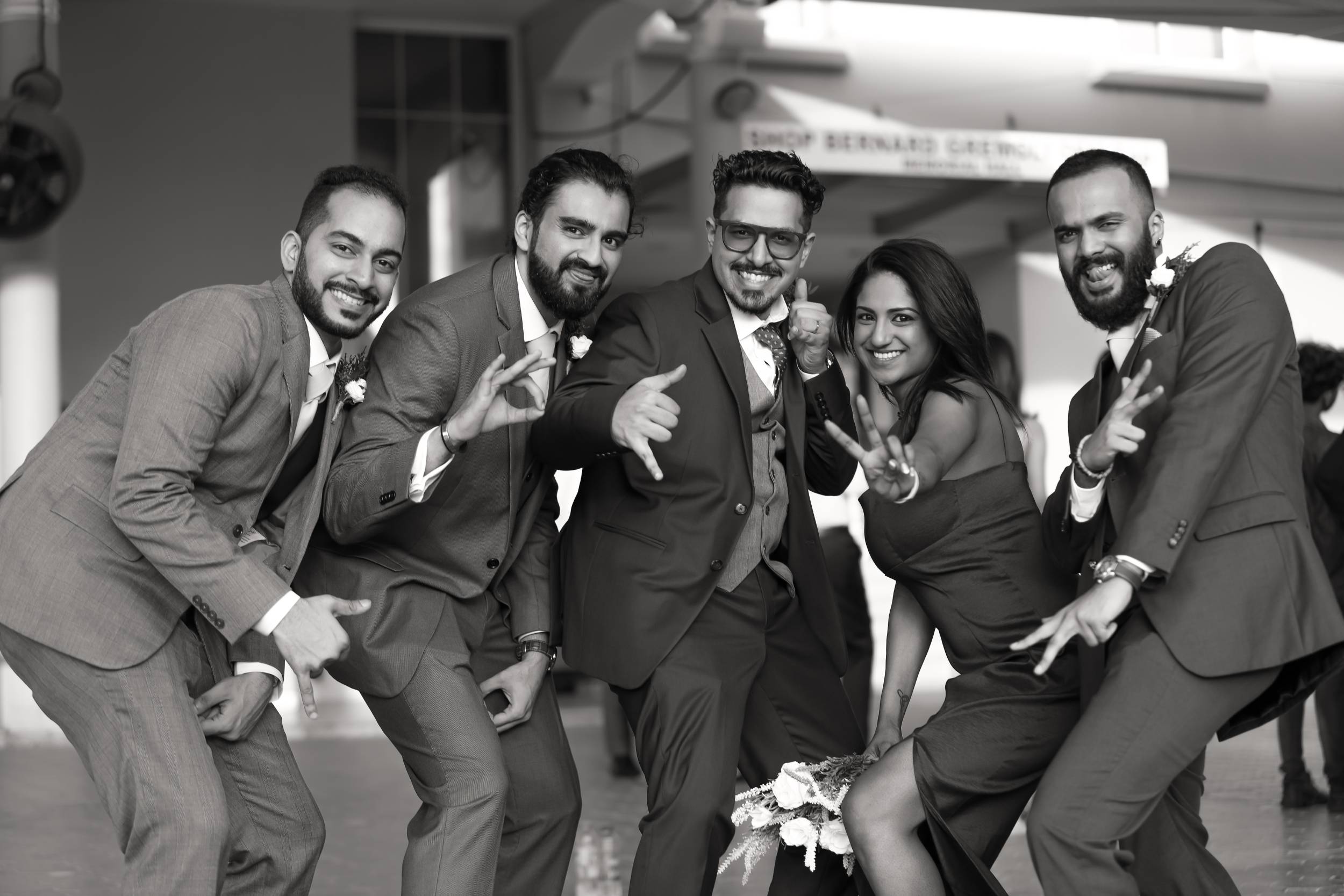 candid photographer in dubai