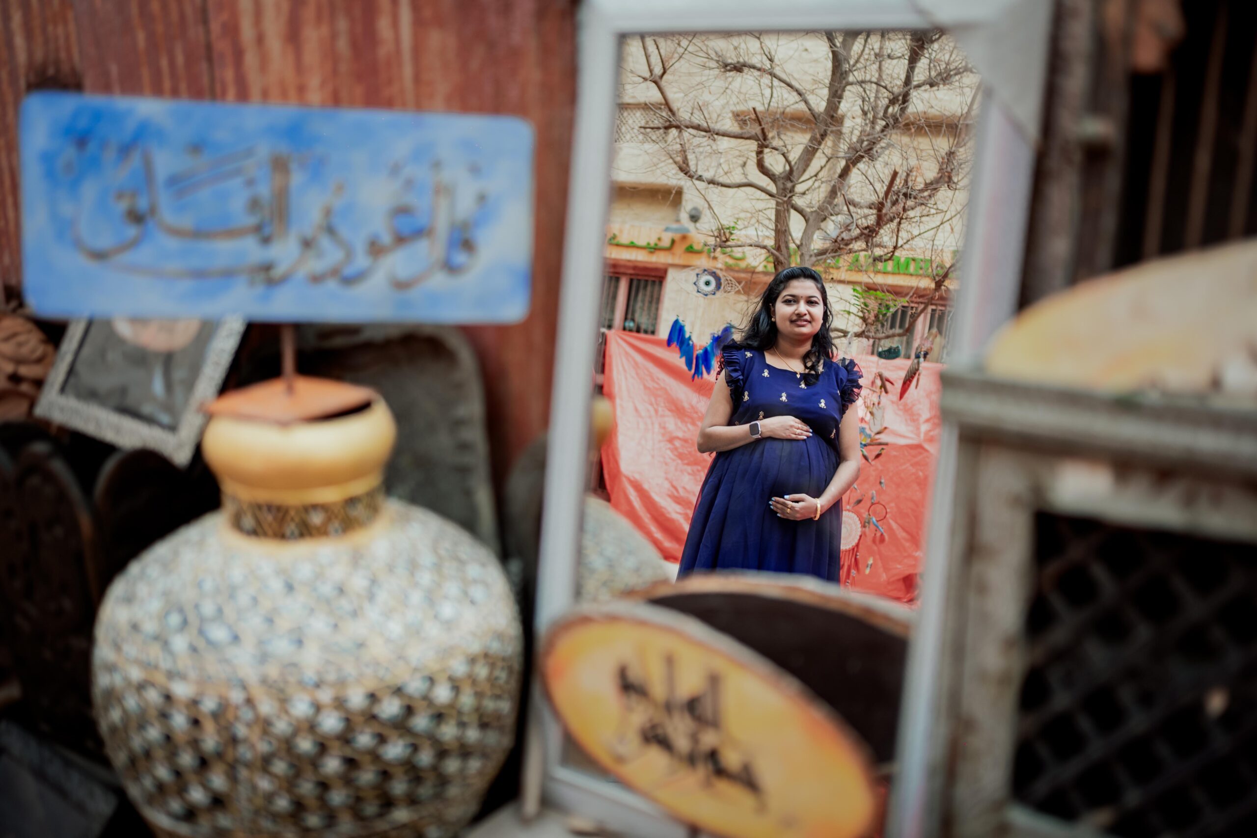 candid photographer in duabi